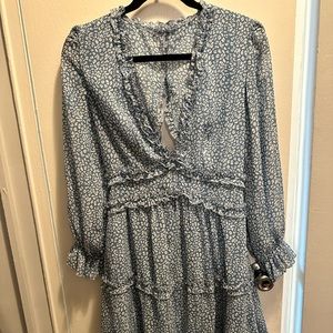 Lightweight, long sleeved summer/fall dress